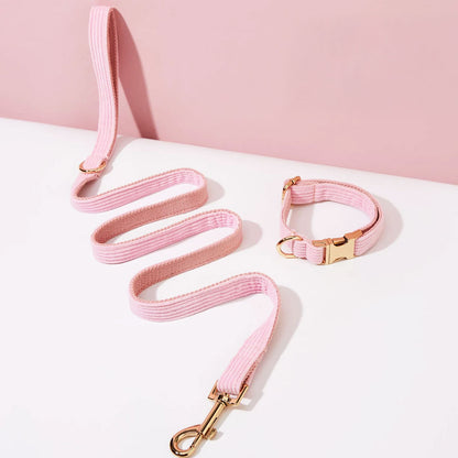 Collier chien personnalisé velours côtelé rose